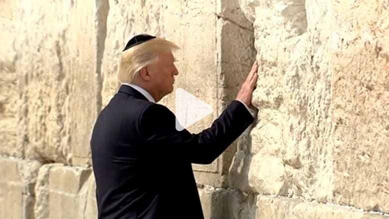 هكذا كسب ترامب ود إسرائيل وأدار ظهره للفلسطينيين هكذا كسب ترامب ود إسرائيل وأدار ظهره للفلسطينيين