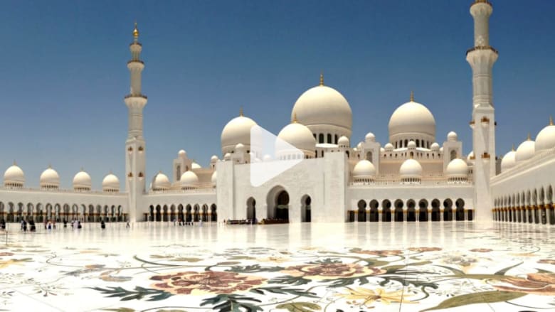 ما هي العجائب المعمارية الحديثة التي تتميز بها مدينة أبوظبي؟ ما هي العجائب المعمارية الحديثة التي تتميز بها مدينة أبوظبي؟