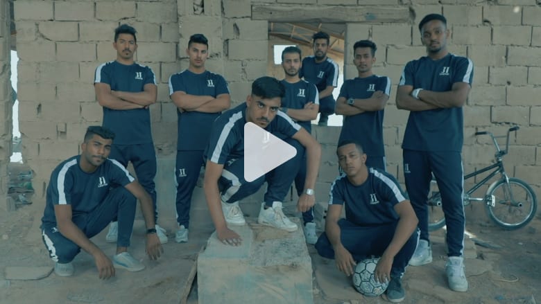 بحركات مدهشة.. شاهد فريق الاستعراضات السعودي "ثري تي" بحركات مدهشة.. شاهد فريق الاستعراضات السعودي "ثري تي"