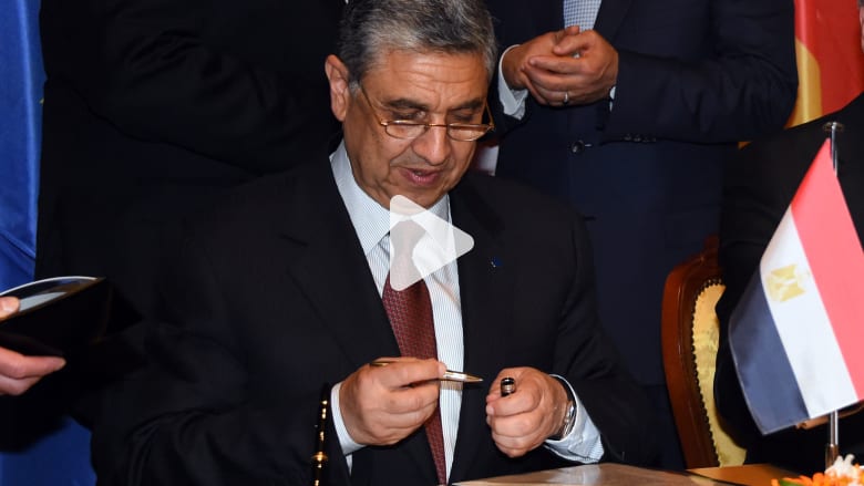 وزير لـCNN: تنفيذ الربط الكهربائي بين مصر والسعودية في 2019 وزير لـCNN: تنفيذ الربط الكهربائي بين مصر والسعودية في 2019