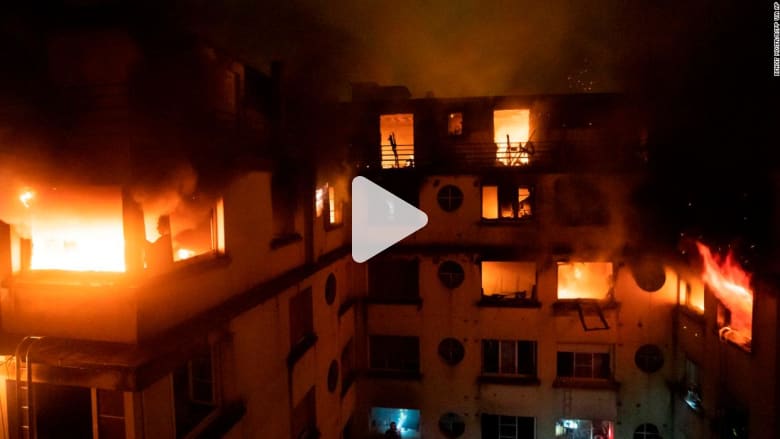 10 قتلى جراء حريق التهم مبنى سكني في باريس 10 قتلى جراء حريق التهم مبنى سكني في باريس