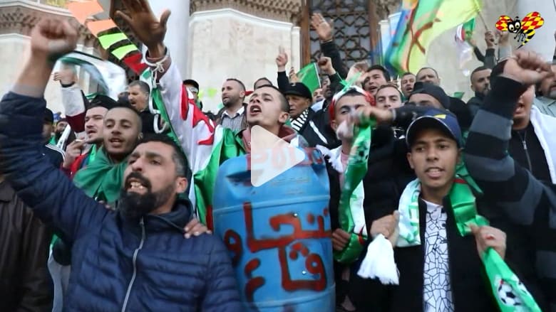 استمرار الاحتجاجات في الجزائر رغم استقالة بوتفليقة استمرار الاحتجاجات في الجزائر رغم استقالة بوتفليقة