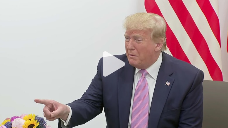 ترامب لبوتين مازحا أمام الكاميرات: لا تتدخل في الانتخابات ترامب لبوتين مازحا أمام الكاميرات: لا تتدخل في الانتخابات