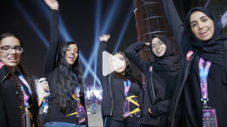تعرف على أول فريق نسائي إماراتي للرياضة الإلكترونية تعرف على أول فريق نسائي إماراتي للرياضة الإلكترونية