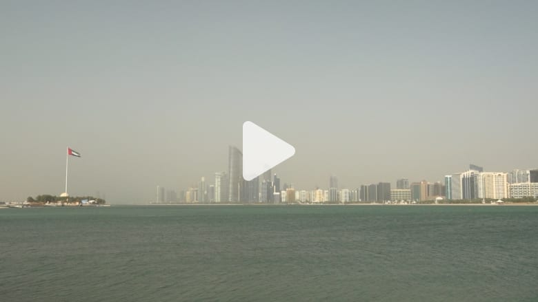 الإمارات تغلق مراكز التسوق لمدة أسبوعين قابلة للتجديد الإمارات تغلق مراكز التسوق لمدة أسبوعين قابلة للتجديد