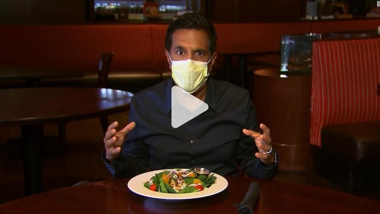 لتجنب فيروس كورونا في المطعم إذا رأيت هذا الأمر غادر فورا Cnn Arabic