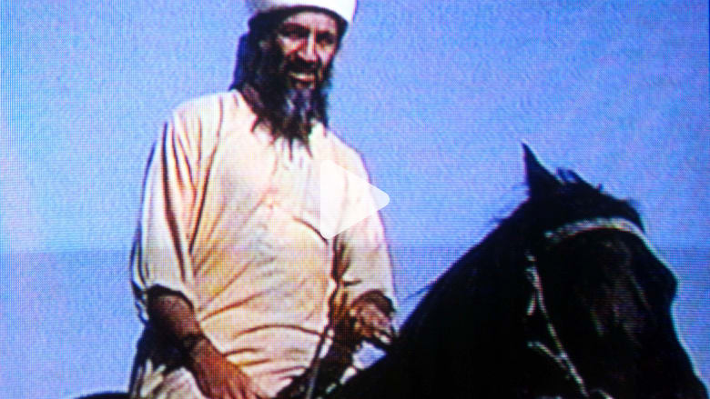 "أسامة بن لادن على قيد الحياة".. أعاد ترامب تغريدها وعضو فريق الاغتيال: ربما قتلنا بن جونسون "أسامة بن لادن على قيد الحياة".. أعاد ترامب تغريدها وعضو فريق الاغتيال: ربما قتلنا بن جونسون
