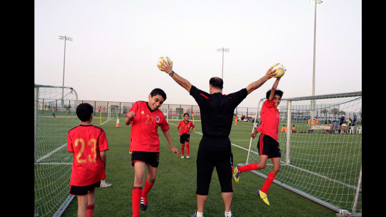 كيف تتدرب قطر لكأس العالم؟
