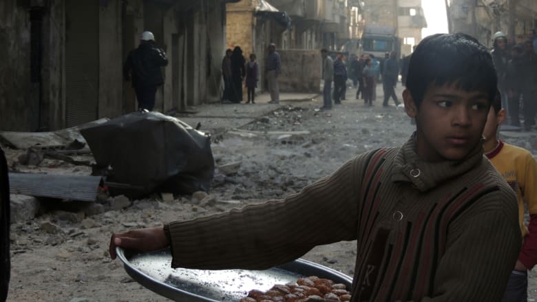 معاناة السوريين تستمر في 2014