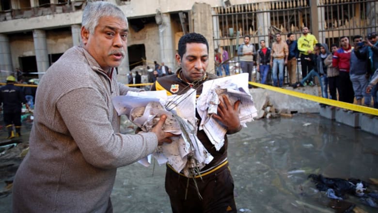 بالصور: تفجير مديرية أمن القاهرة