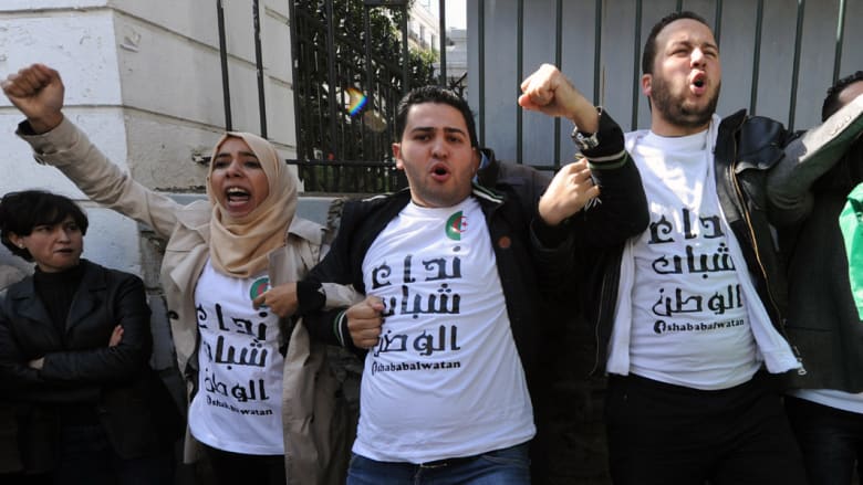 الجزائر.. حركة "بركات" تدعو لمقاطعة الانتخابات وإقامة جمهورية ثانية