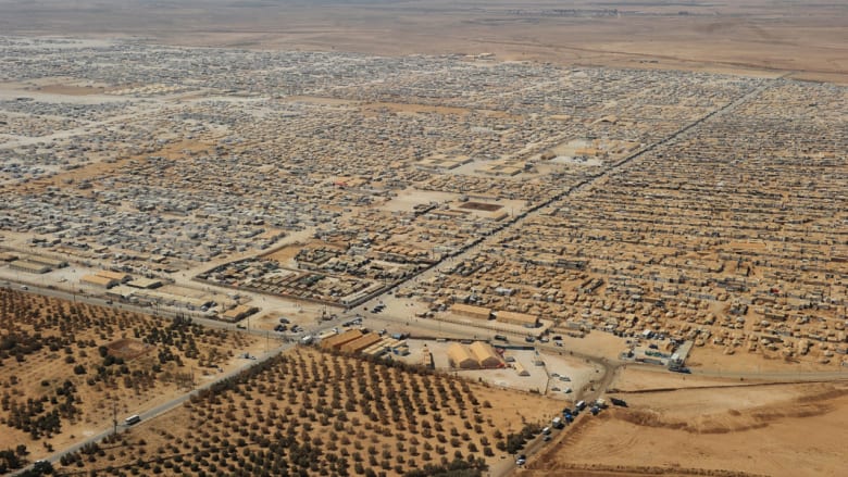 الأردن : مسح للزعتري بعد مقتل لاجئ وإصابة 29 دركيا وتضارب حول أسباب الشغب