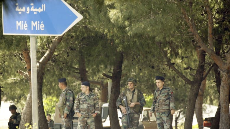 لبنان.. 8 قتلى باشتباكات بين فصائل فلسطينية بمخيم "المية ومية"