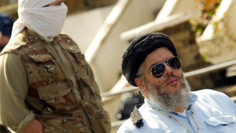 أبوحمزة المصري يهاجم القاعدة وطالبان أمام المحكمة: بن لادن "نزق" وخائن للأفغان