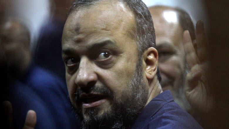 مصر: تأجيل محاكمة البلتاجي وحجازي للشهر المقبل