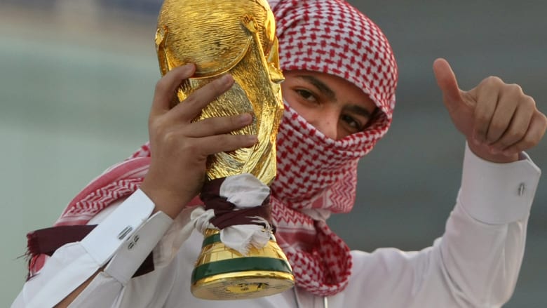 تجدد الجدل حول منح قطر تنظيم كأس العالم لعام 2022