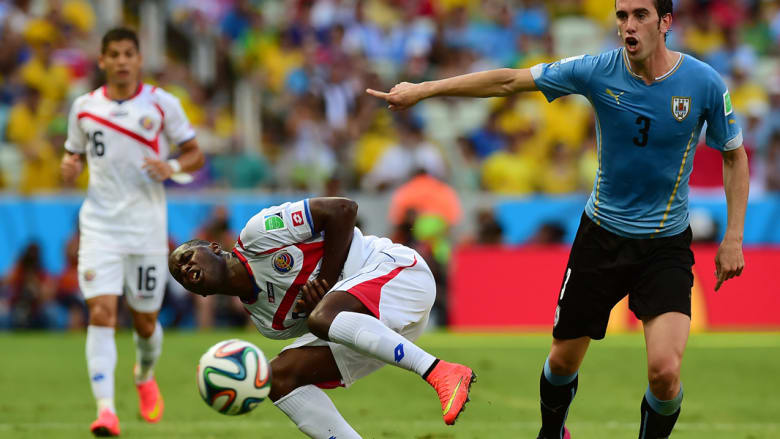 الأوروغواي وكوستا ريكا وجهاً لوجه بكأس العالم