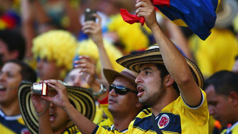 مشجعي كولومبيا خلال مباراة بين كولومبيا واليونان.