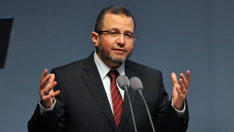 مصر: سيتم الإفراج عن هشام قنديل رئيس وزراء مرسي إذا لم يكن مطلوبا بقضايا أخرى