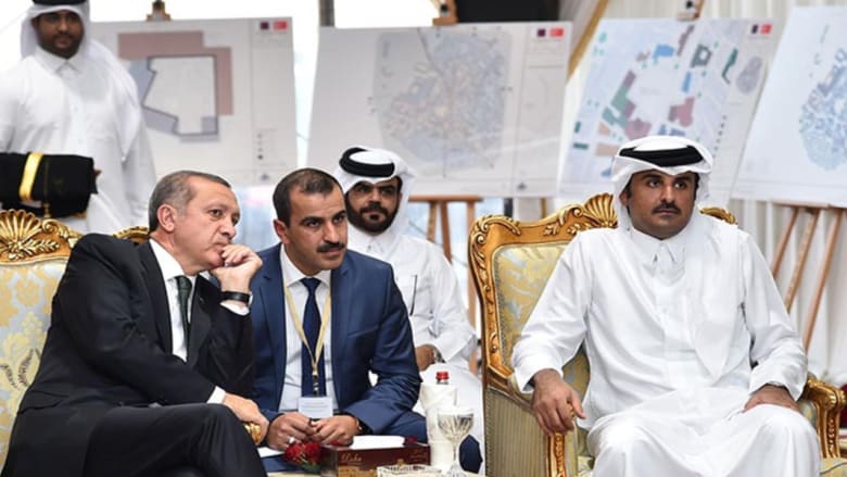 بالصور: أردوغان يدشن مع أمير قطر في الدوحة مشروع "القرية التركية" واتفاق على "مجلس استراتيجي"