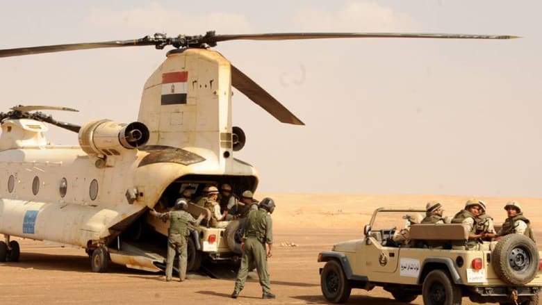 بالصور.. انتشار "غير مسبوق" لقوات الجيش المصري في شمال سيناء