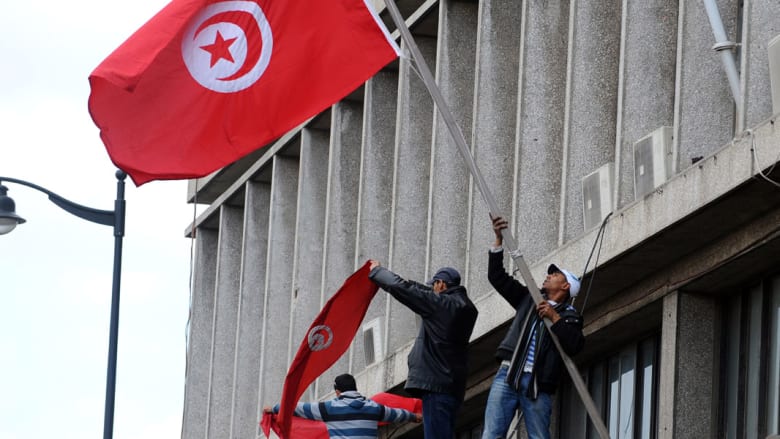 50 صورة لأحداث غيّرت تونس للأبد