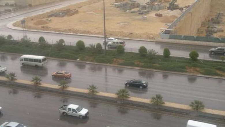 الأمطار تهطل من جديد على مناطق في السعودية من ضمنها الرياض 