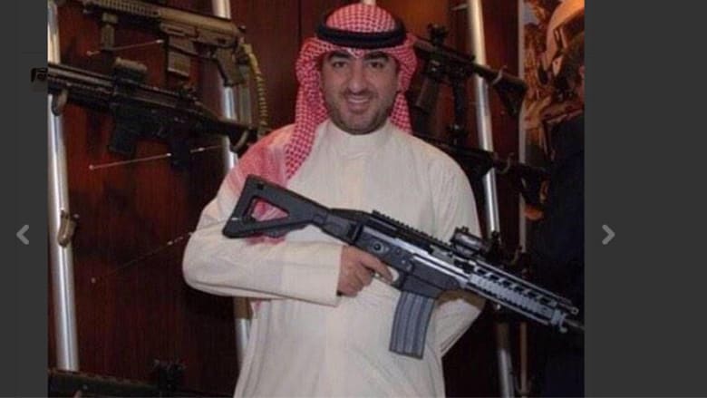 الكويت: التحقيق مع شقيق نائب شيعي بعد صور له مع أسلحة متطورة وكتابة "تهديدات"