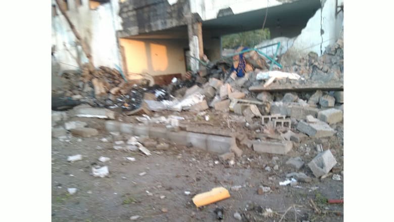 صور توثق التفجير الانتحاري لتنظيم القاعدة لموقع تابع للحوثيين في اليمن