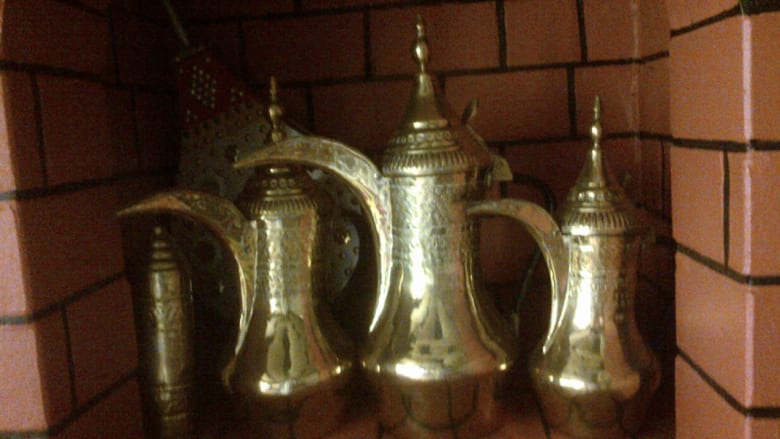 صورة لاناء تقديم القهوة العربية - أرسلها عبدالدائم عثمان