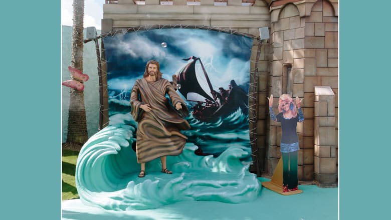 القدس وسفينة نوح والمسيح في أمريكا الآن