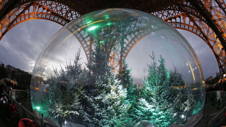 بالصور.. أجواء عيد الميلاد من أبرز مدن العالم