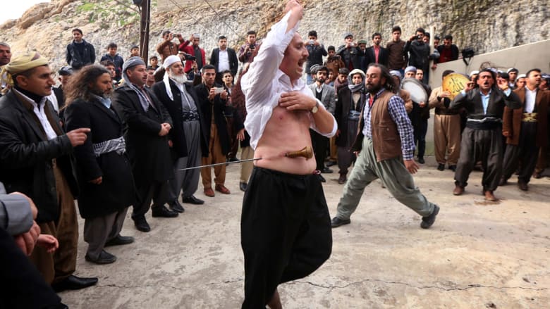 شاهد احتفالات الأكراد الصوفيين بعيد المولد النبوي