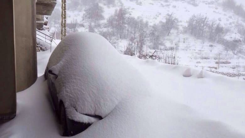 الثلوج بمنطقة عاليه في لبنان - أرسلتها هدى درغام
