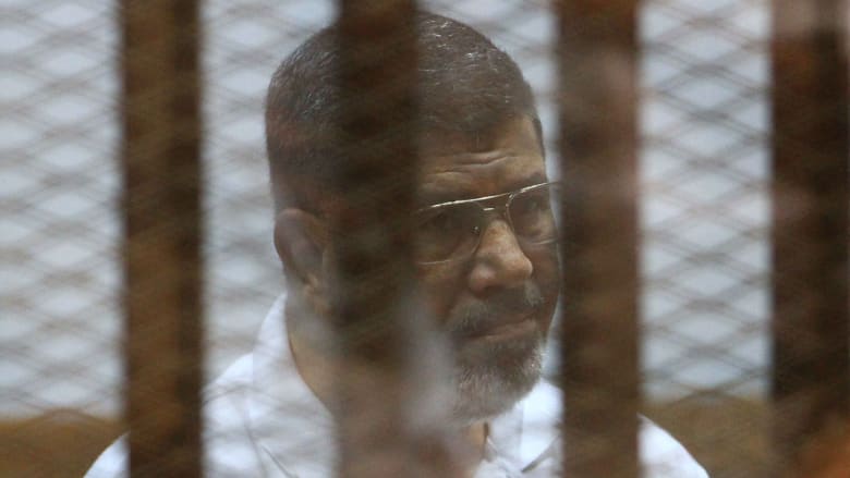 تأجيل اضطراري لمحاكمة مرسي بقضية "الاتحادية" بسبب مقاطعة الدفاع