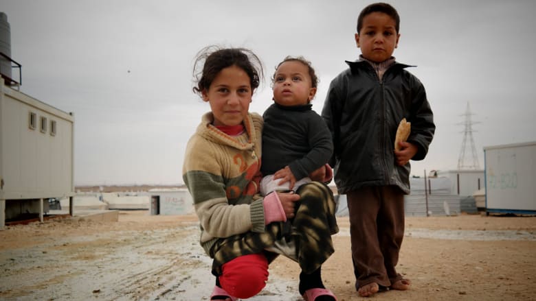 صور تظهر حجم المأساة التي يعيشها اللاجئون السوريون