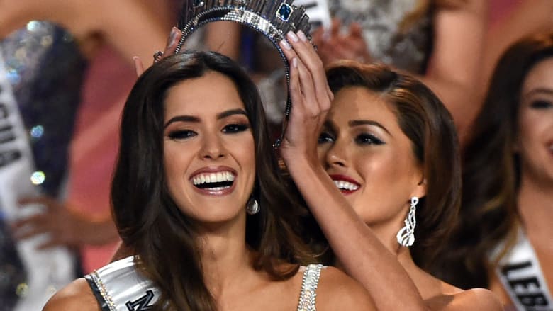 ملكة جمال كولومبيا تتوج ملكة جمال الكون