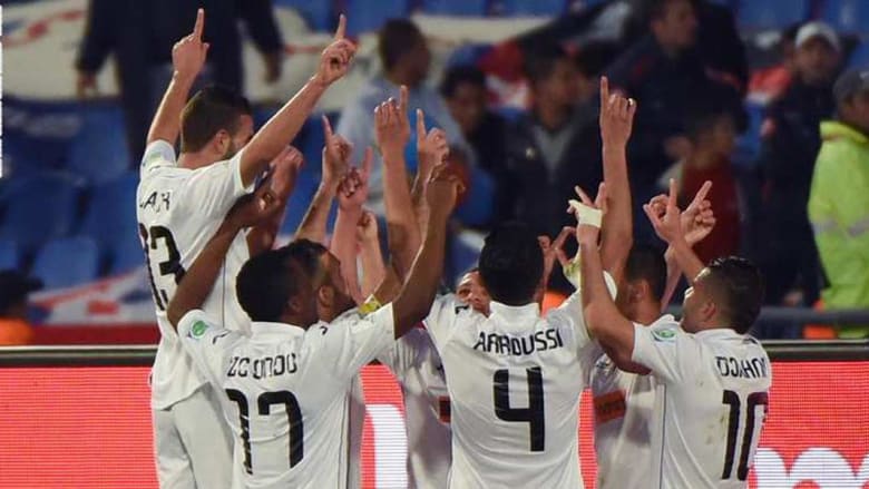 كأس السوبر الأفريقي: وفاق سطيف الجزائري يطيح الأهلي المصري بركلات الترجيح ويتوج باللقب