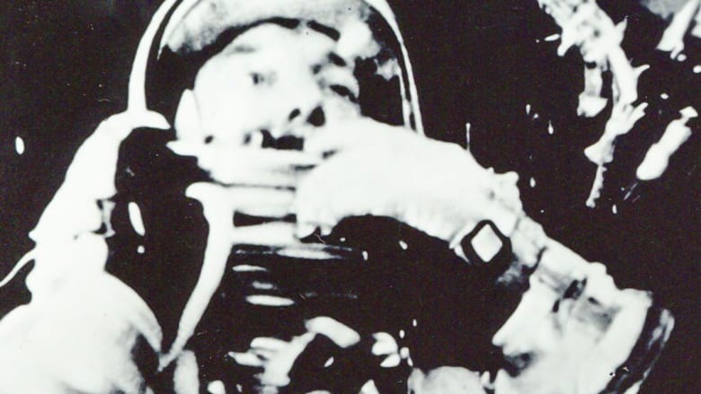 رائد الفضاء آلان شيبارد على مركبة "فريدوم 7" في مايو/أيار 1961