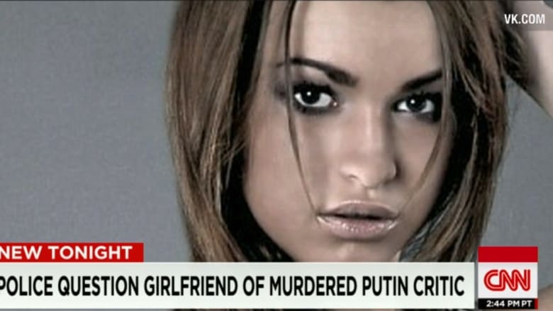 بالصور.. الأوكرانية آنيا صديقة المعارض الروسي نيمتسوف والتي كانت برفقته لحظة قتله