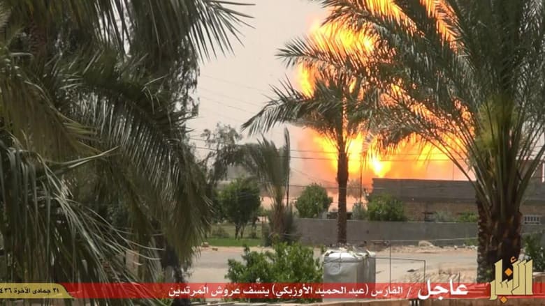 بالصور.. داعش ينشر لقطات من هجومه على الرمادي وإصابته لقائد عمليات الجيش في الأنبار