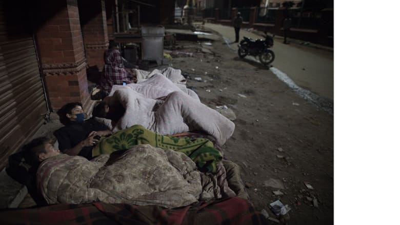 نيبال.. معاناة الناجين من الزلزال