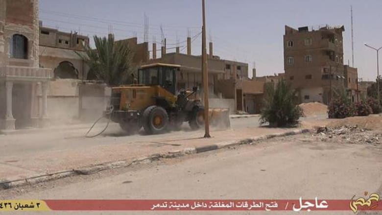 بالصور.. داعش ينشر لقطات بعد دخوله مدينة تدمر بسوريا