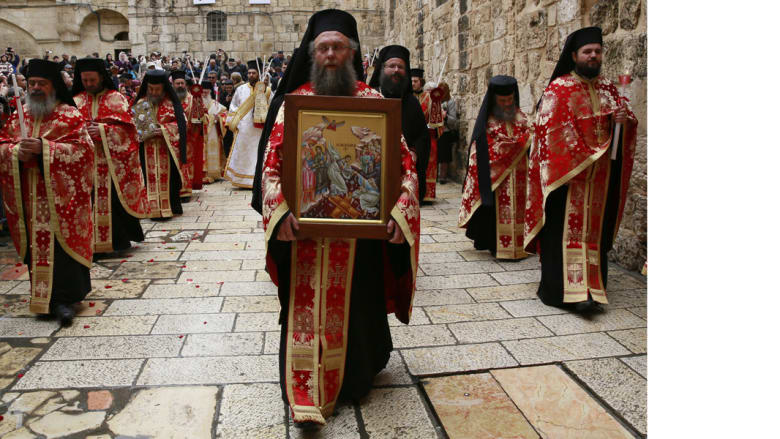 احتفال المسيحيين بأحد الفصح في كنيسة القبر المقدس "كنيسة القيامة" في القدس