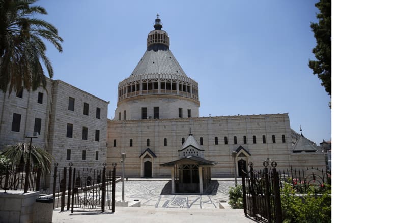 كنيسة البشارة في الناصرة حيث يعتقد أنه المكان الذي ظهر فيه جبريل لمريم العذراء وبشرها بالمسيح