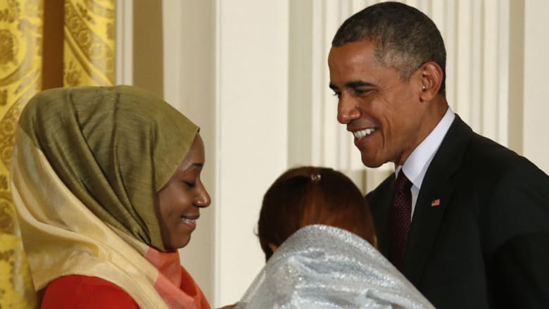 بالصور.. أوباما يستضيف حفل إفطار رمضاني في البيت الأبيض 
