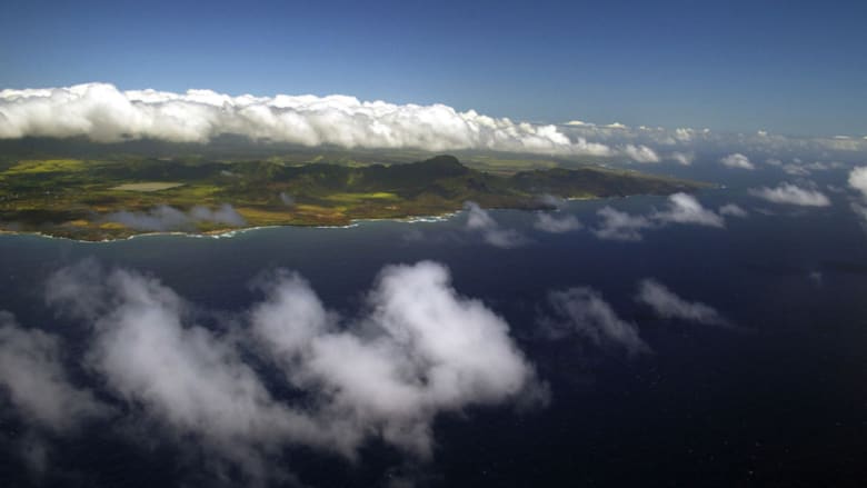 هذه هاواي بشمسها ورمالها ومياهها.. كما لم تعشها من قبل