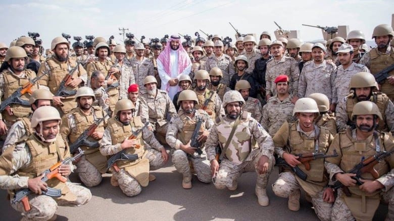 بالصور.. محمد بن سلمان يتفقد القوات على الحدود مع اليمن