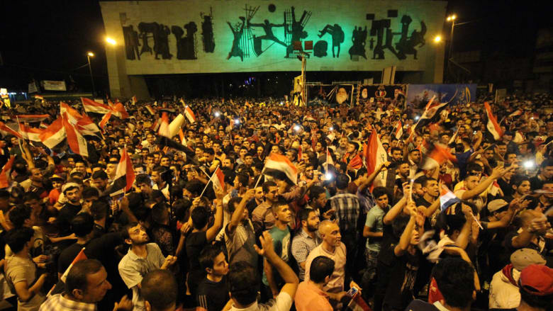 بالصور.. مسيرات مؤيدة لرئيس وزراء العراق وخطط الإصلاح