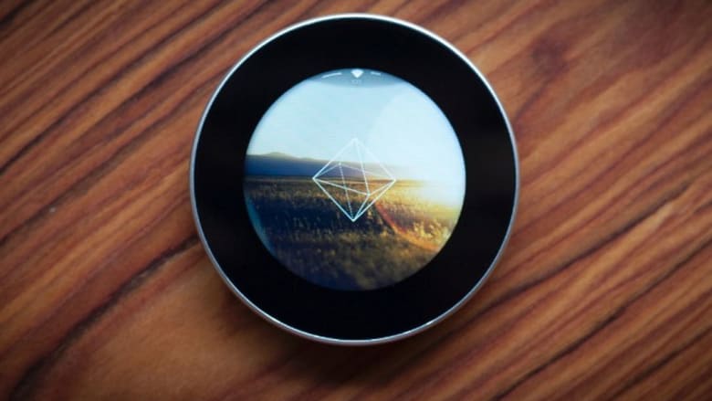 بالصور.. هل ستصبح هواتف المستقبل الذكية دائرية الشكل؟